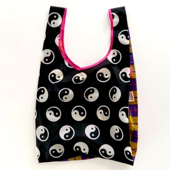 BAGGU Handbags - BAGGU • Earth Day 90s Deadstock